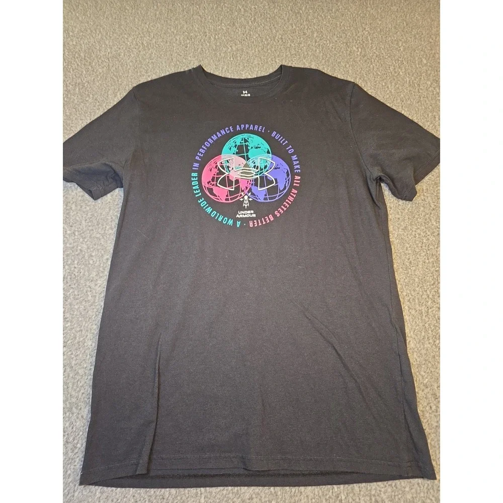Under Armour Mens Large Shirt